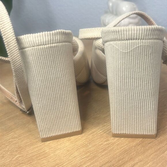 Lulu’s Rahele Cream Corduroy Ankle Strap High Heel Sandals, size 7.5 - Picture 10 of 13